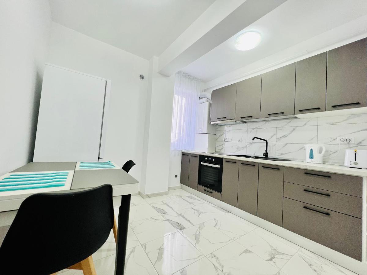 Apartamento Altheda Living White House 29F-2 Suceava Exterior foto